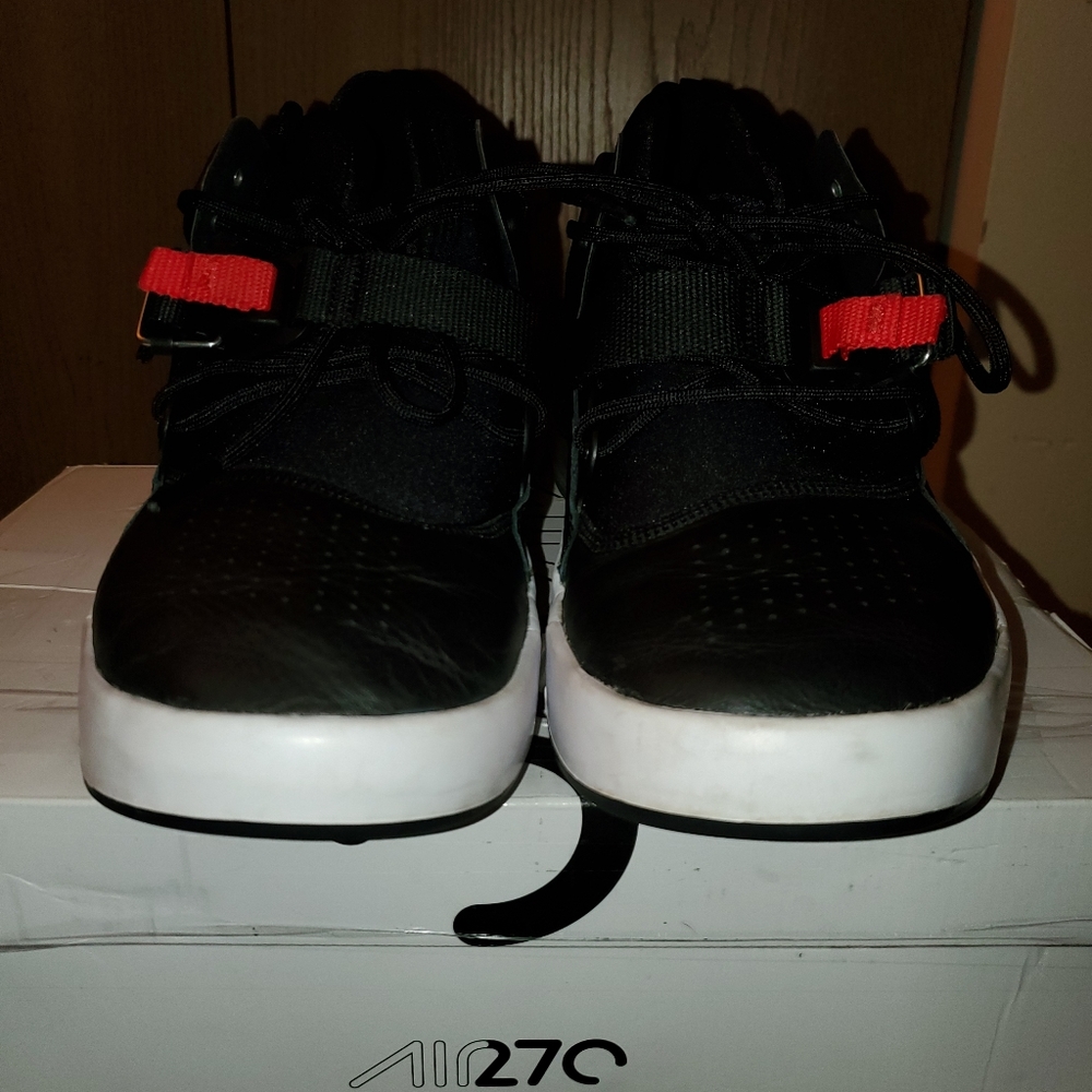 Nike Air Force 270 black and white size 12